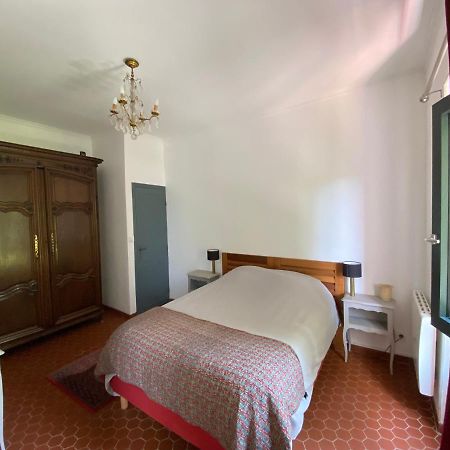 Chambre Privee Chez L'Habitant 카르팡트라 외부 사진